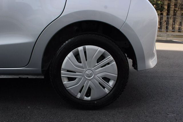 Vehicle image 10 of 43