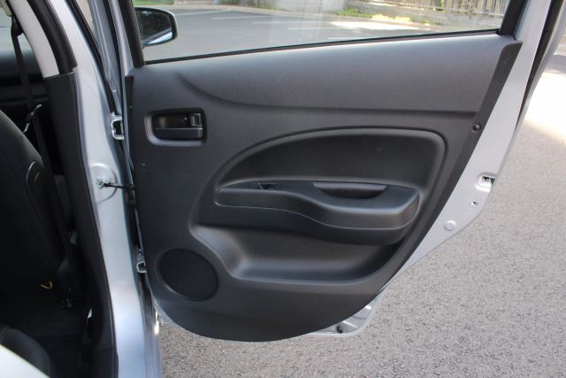 Vehicle image 26 of 43