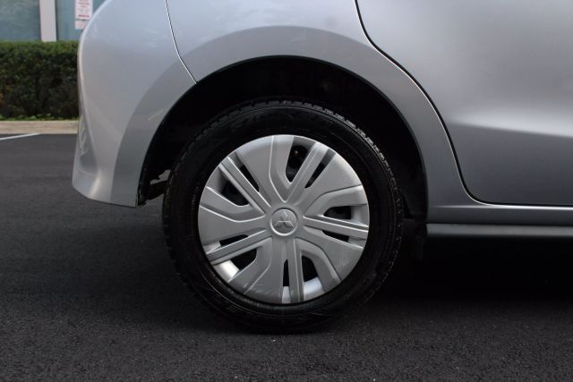 Vehicle image 8 of 43