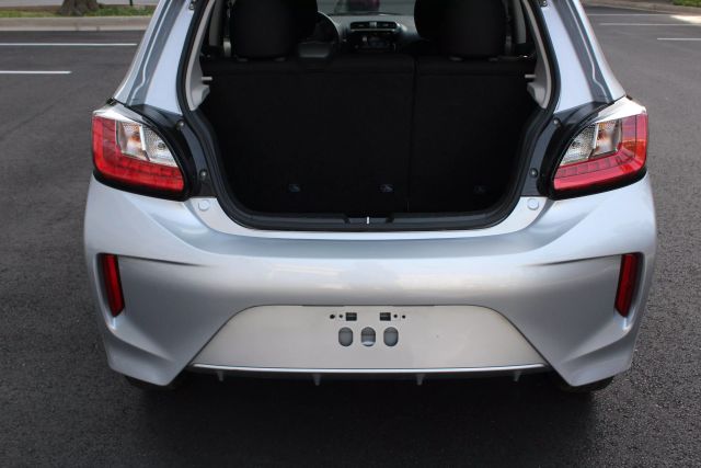 Vehicle image 9 of 43