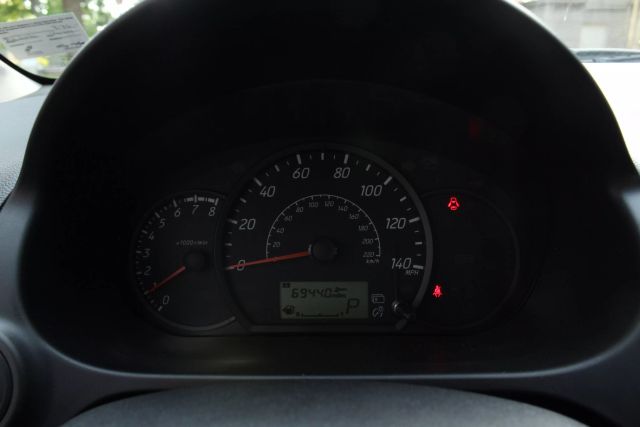 Vehicle image 38 of 43