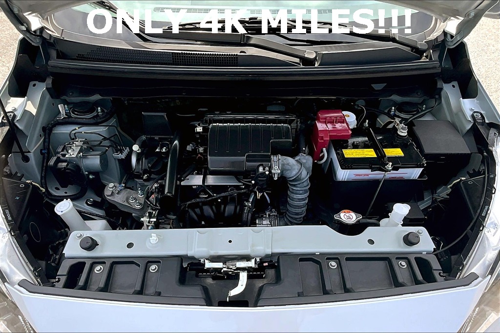 Vehicle image 7 of 35