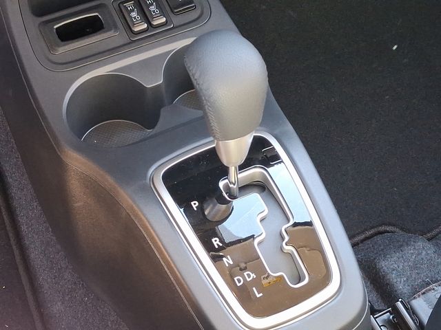 Vehicle image 7 of 11