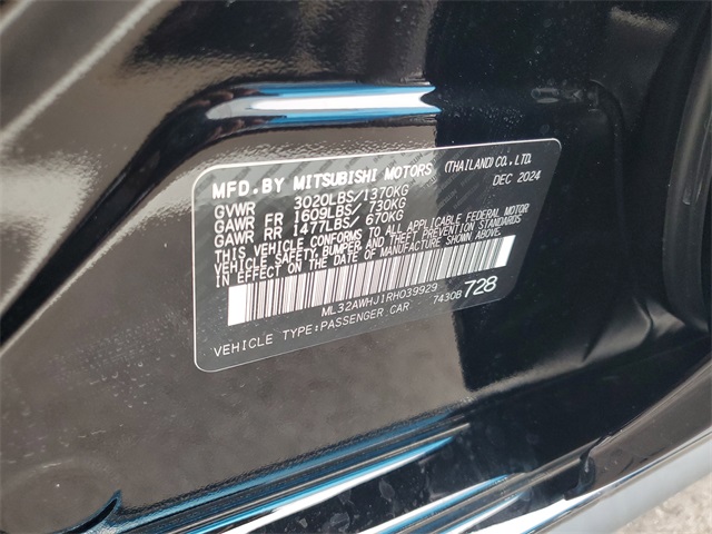 Vehicle image 31 of 37
