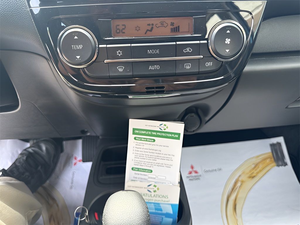 Vehicle image 22 of 26