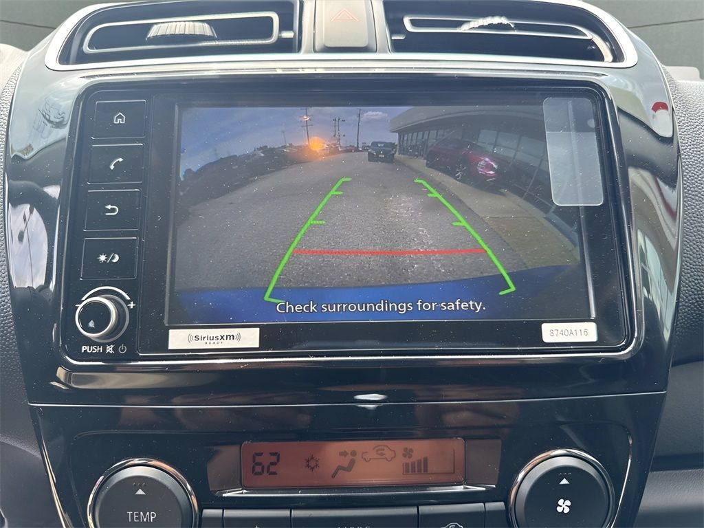 Vehicle image 13 of 26