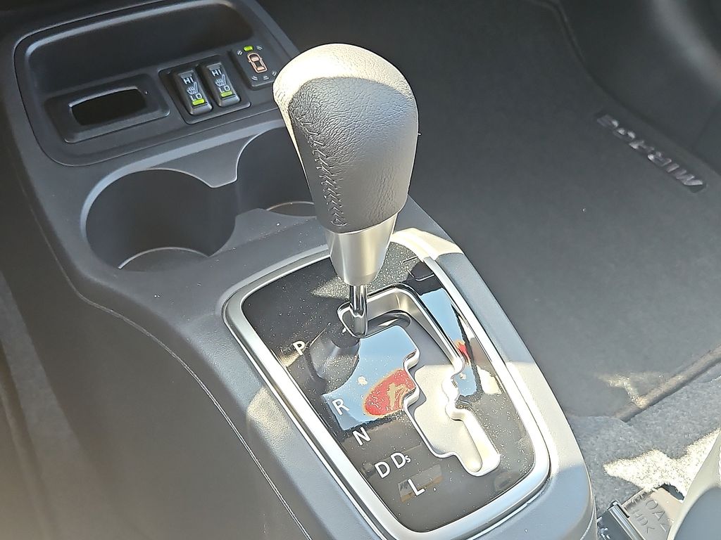Vehicle image 12 of 18