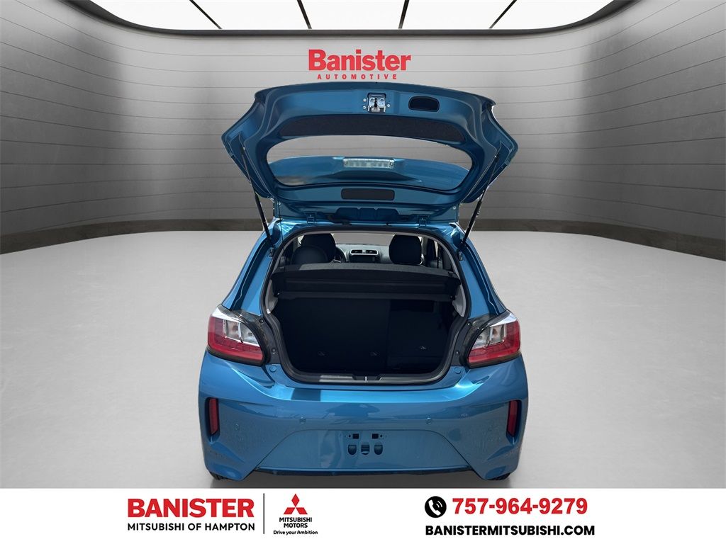 Vehicle image 23 of 26