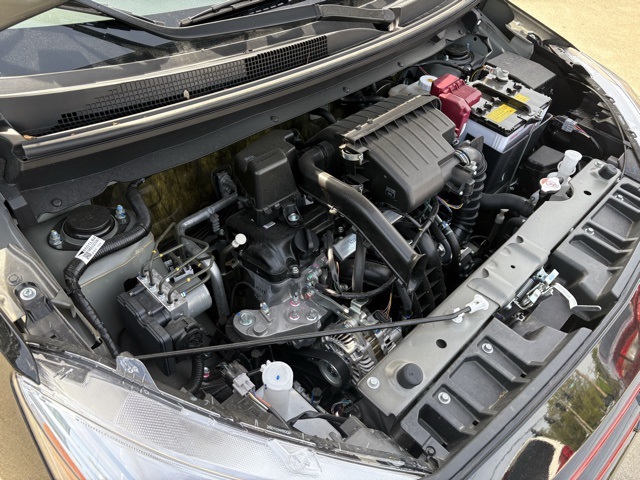 Vehicle image 16 of 27