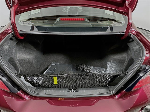 Vehicle image 24 of 27