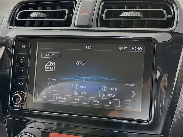 Vehicle image 19 of 27