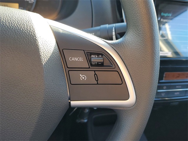 Vehicle image 22 of 30