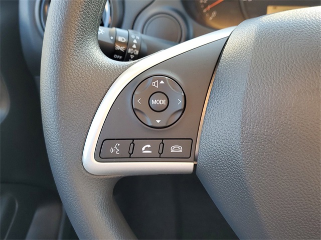 Vehicle image 23 of 30