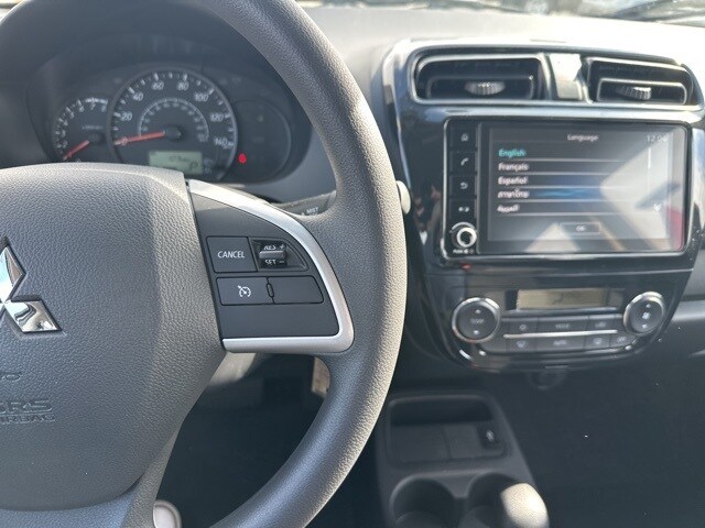 Vehicle image 29 of 32