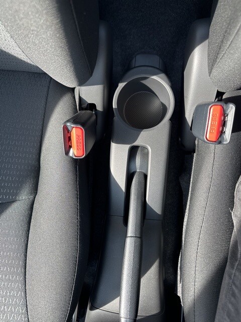 Vehicle image 24 of 32