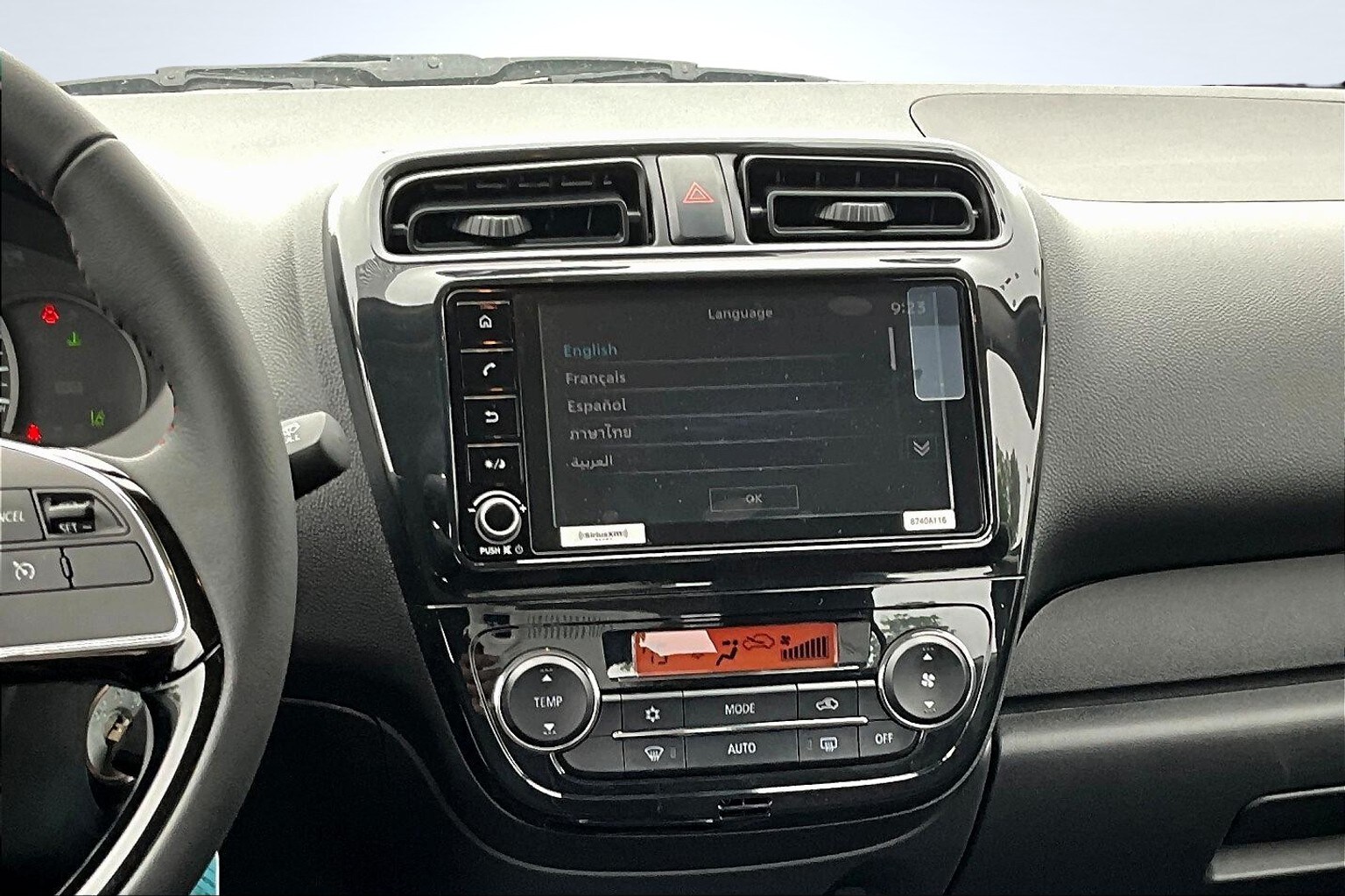 Vehicle image 11 of 14