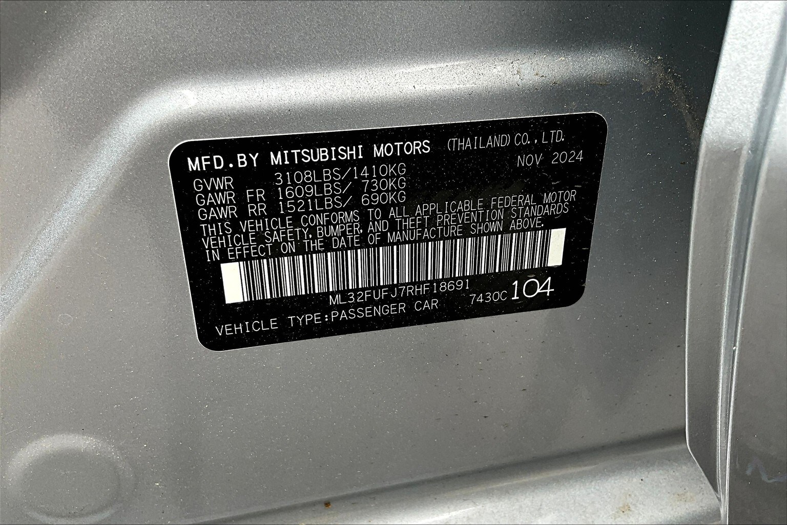 Vehicle image 13 of 14