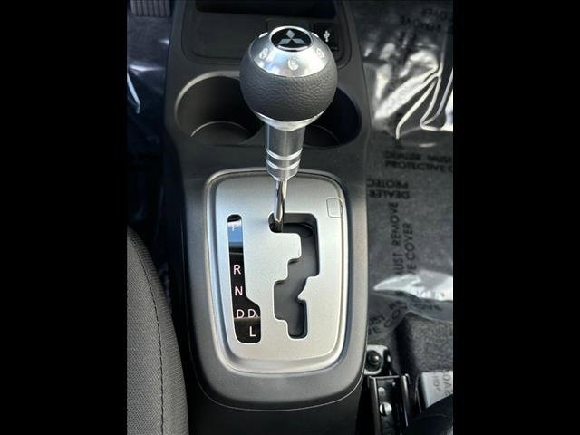 Vehicle image 17 of 20