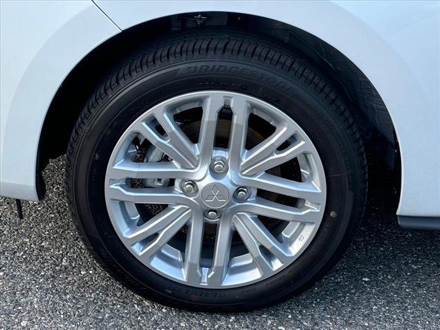 Vehicle image 9 of 20