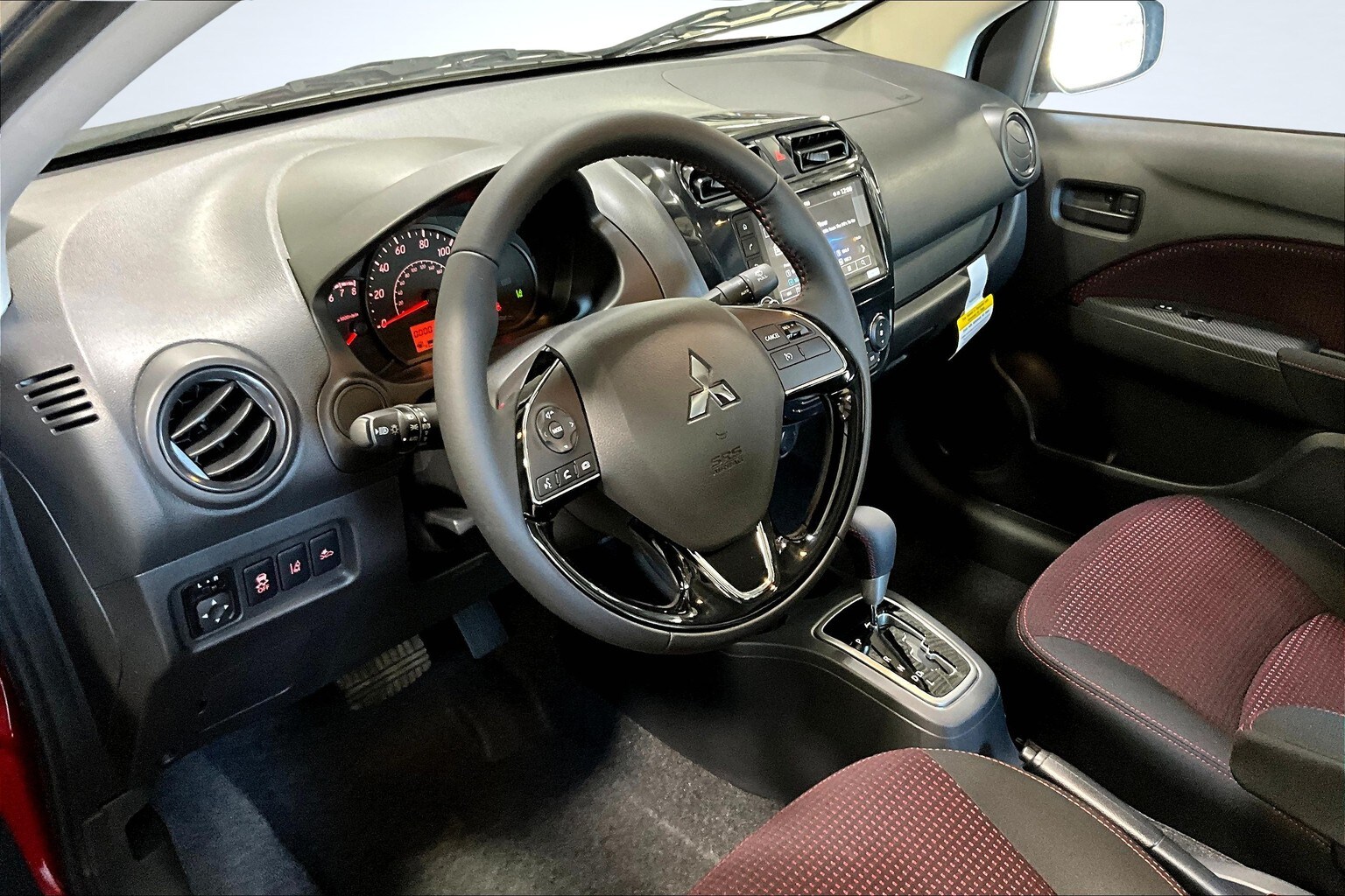 Vehicle image 6 of 14