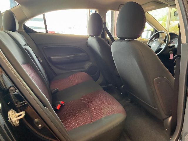 Vehicle image 19 of 38