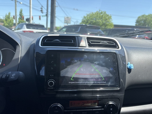 Vehicle image 22 of 30