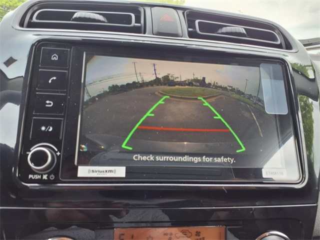 Vehicle image 14 of 26