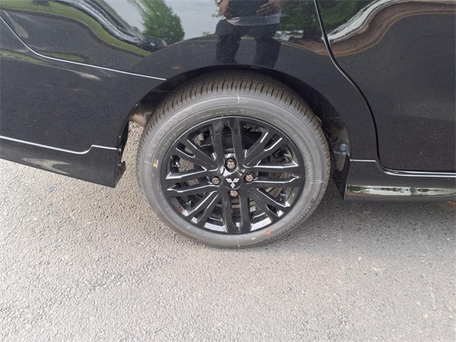 Vehicle image 20 of 26