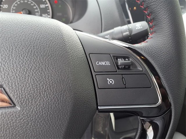 Vehicle image 18 of 26