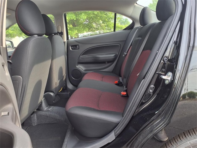 Vehicle image 22 of 26