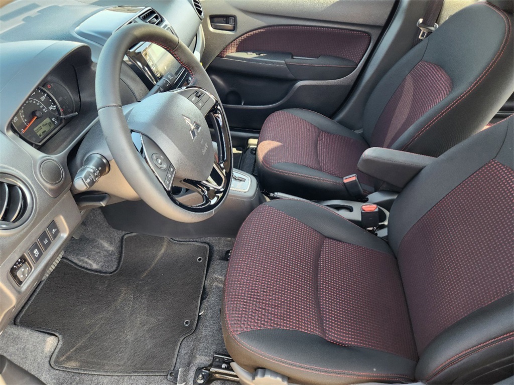 Vehicle image 10 of 21