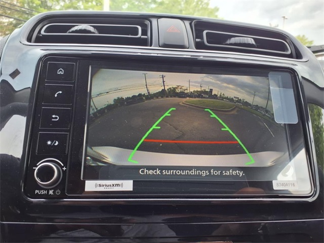 Vehicle image 10 of 22