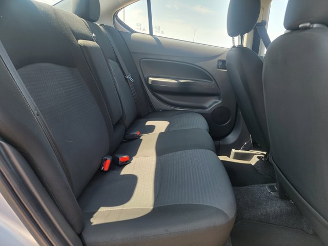 Vehicle image 14 of 28