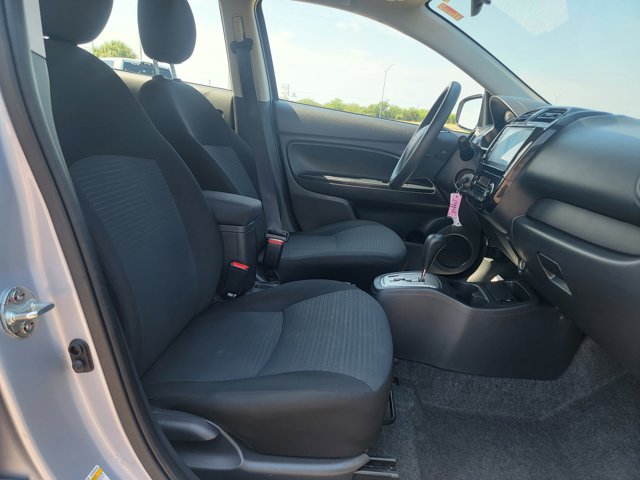Vehicle image 11 of 28