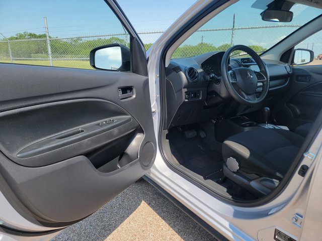 Vehicle image 20 of 28