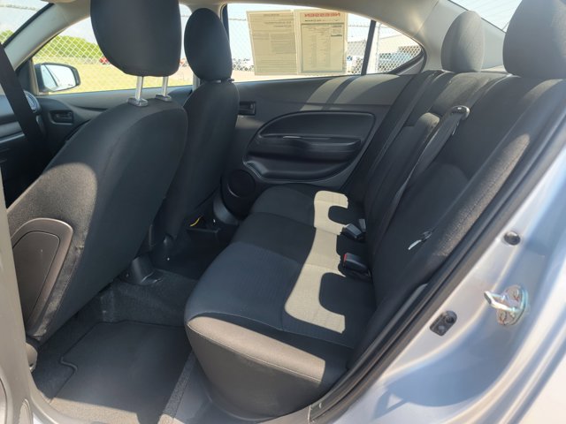Vehicle image 17 of 28