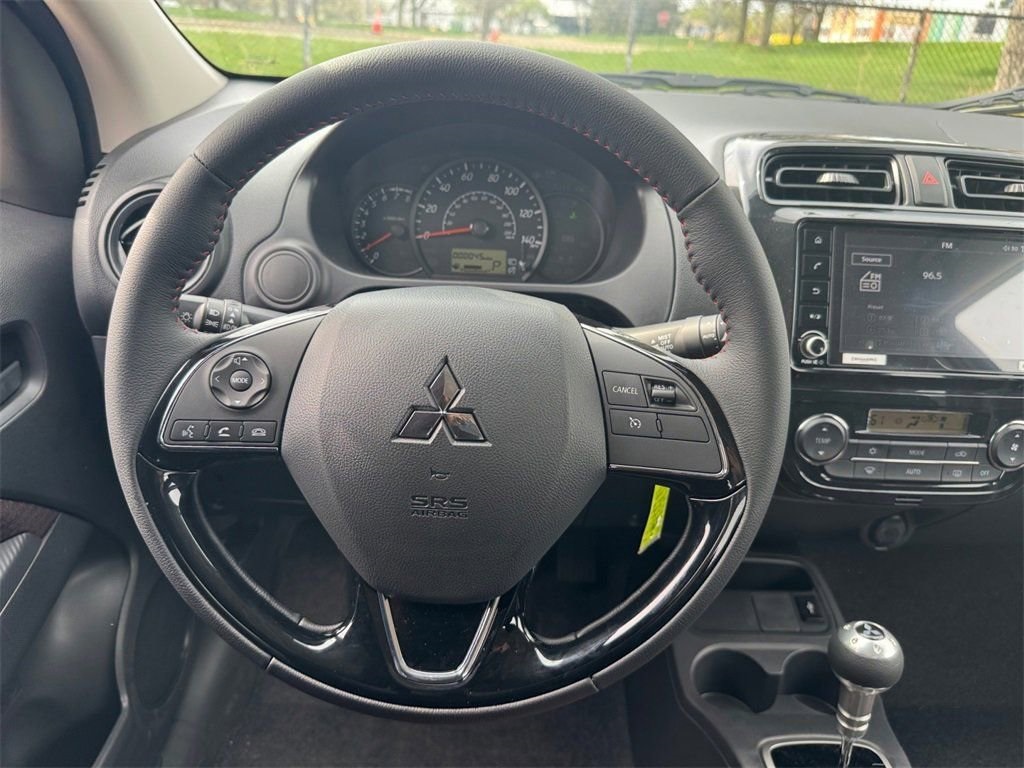 Vehicle image 41 of 45