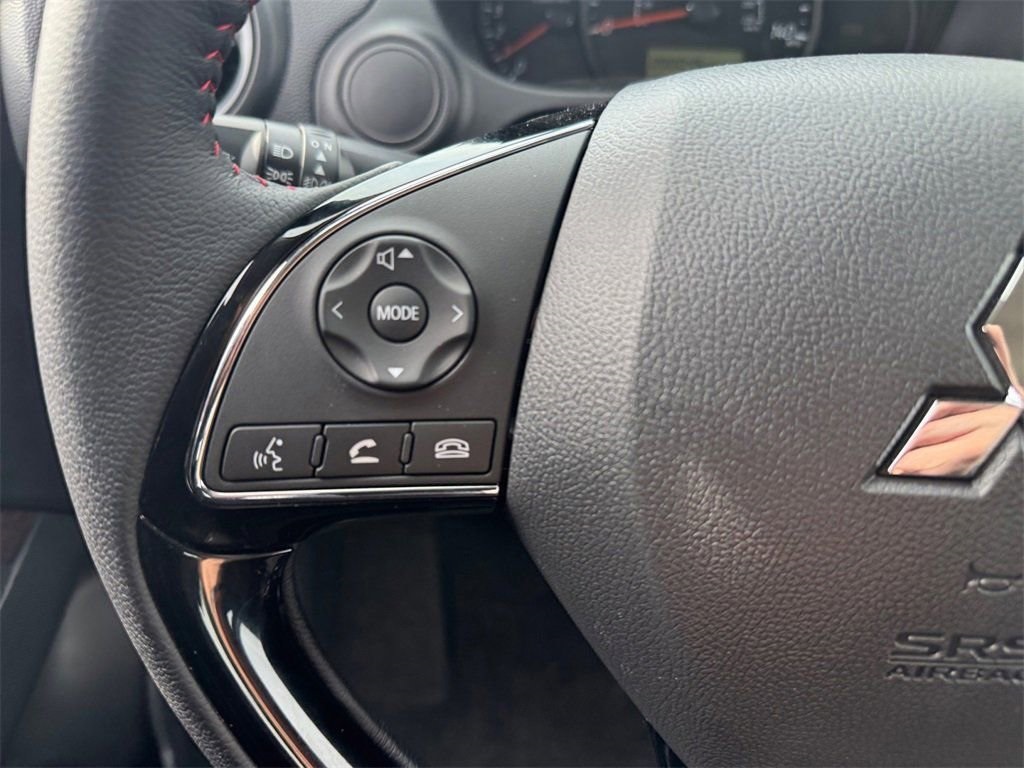 Vehicle image 39 of 45