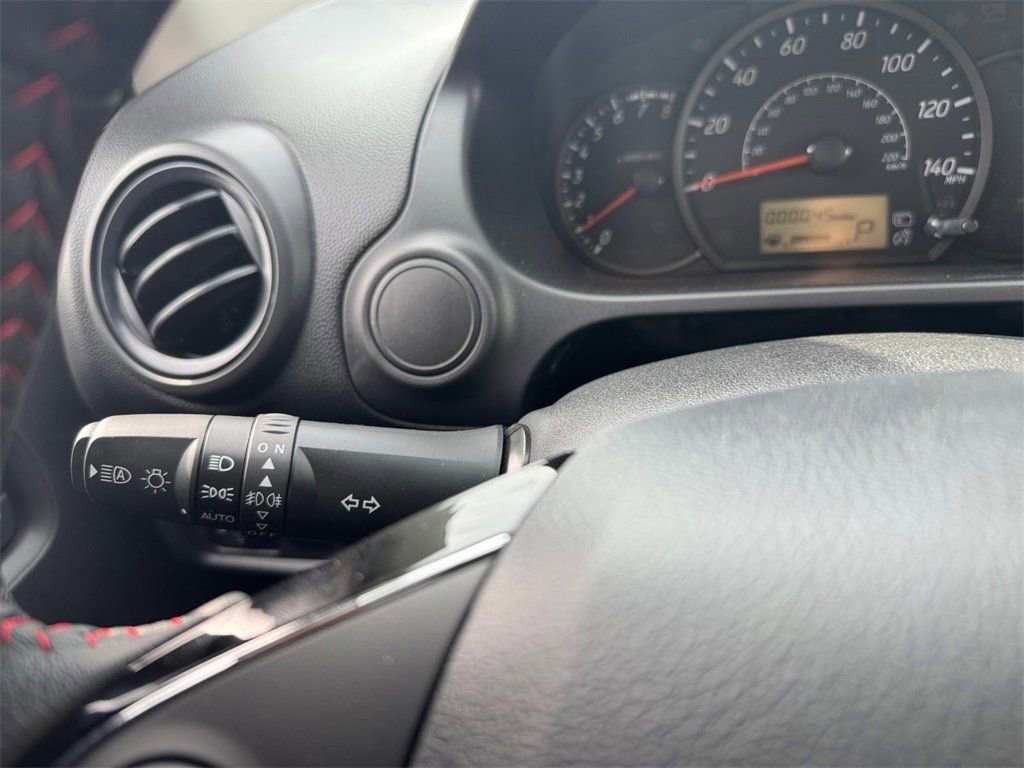 Vehicle image 36 of 45