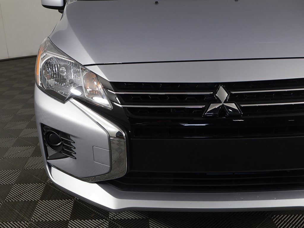 Vehicle image 13 of 42