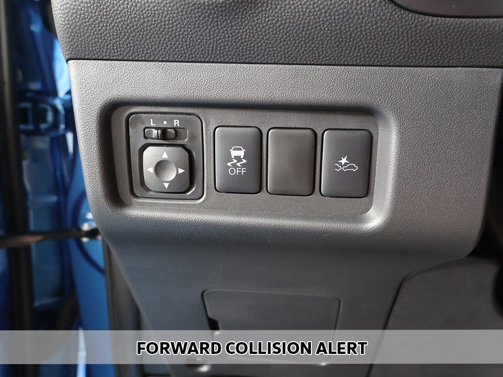 Vehicle image 13 of 42