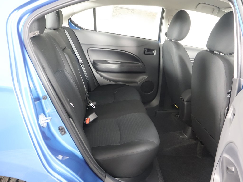 Vehicle image 29 of 42