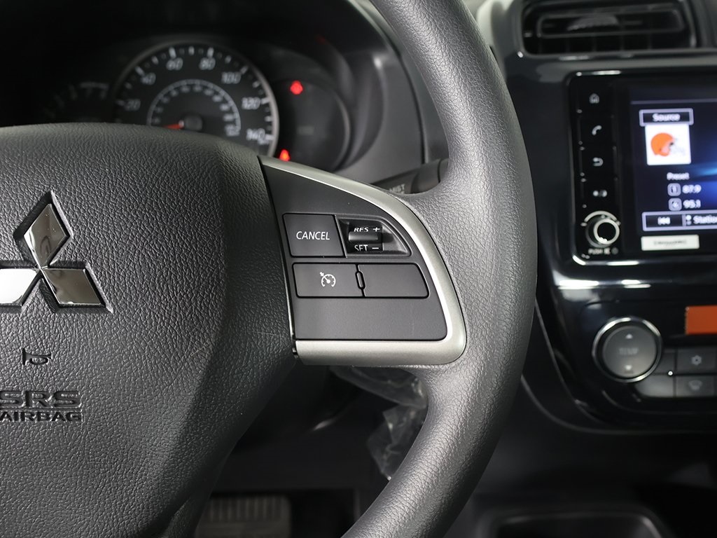 Vehicle image 37 of 42