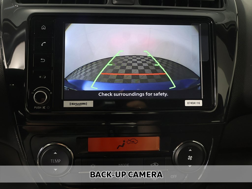 Vehicle image 14 of 42