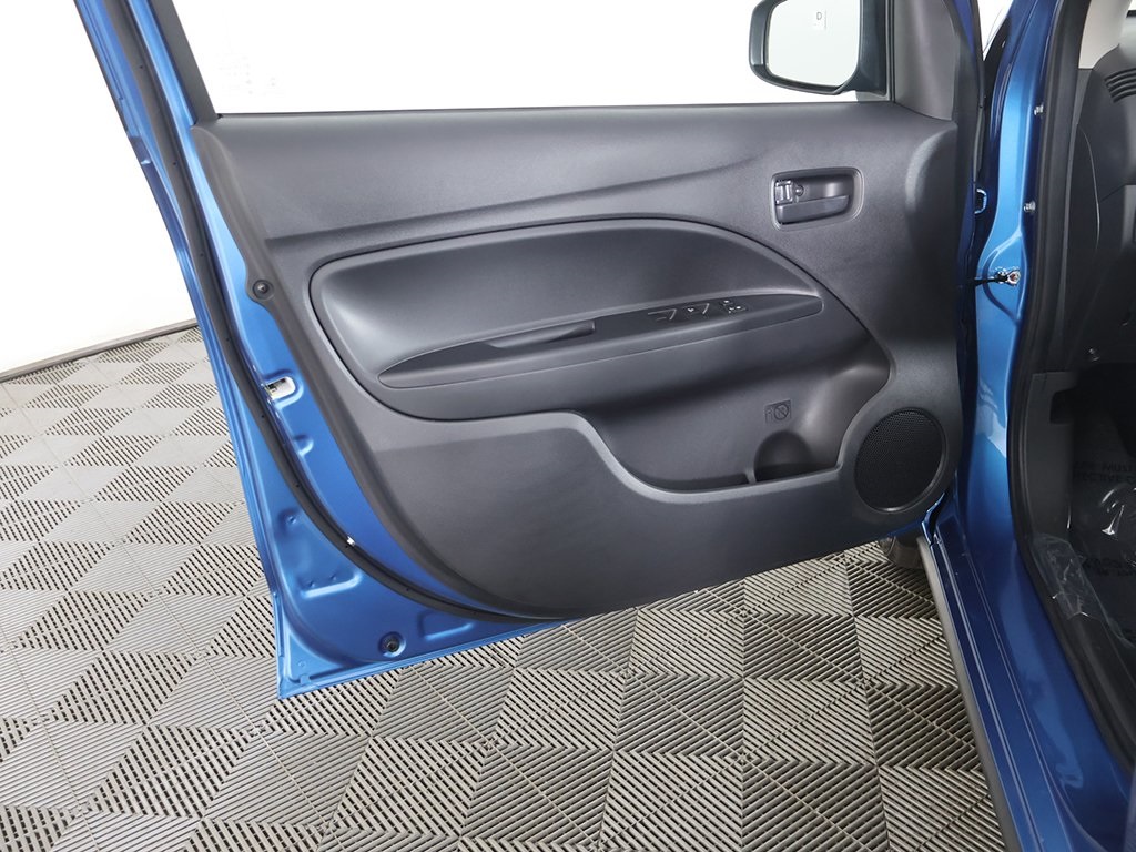 Vehicle image 20 of 42