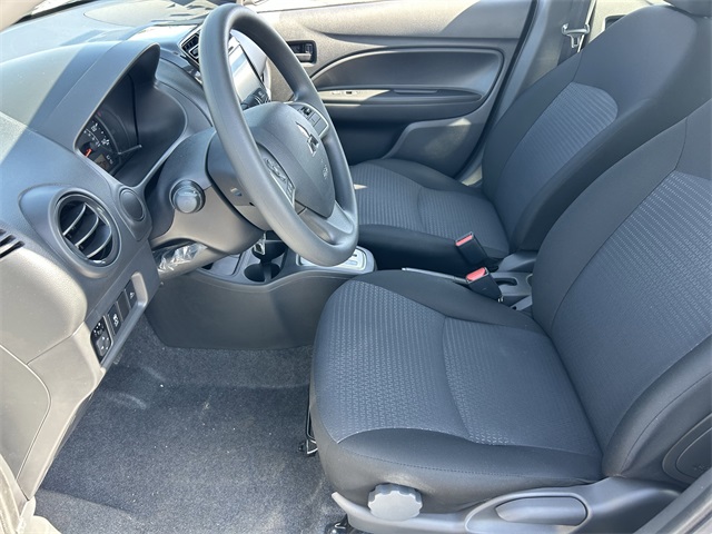 Vehicle image 15 of 32
