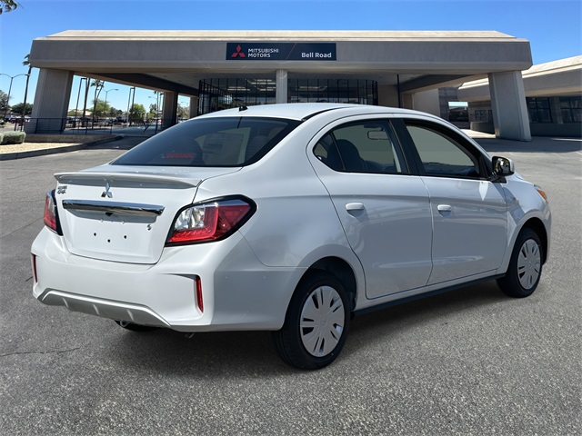Vehicle image 3 of 32