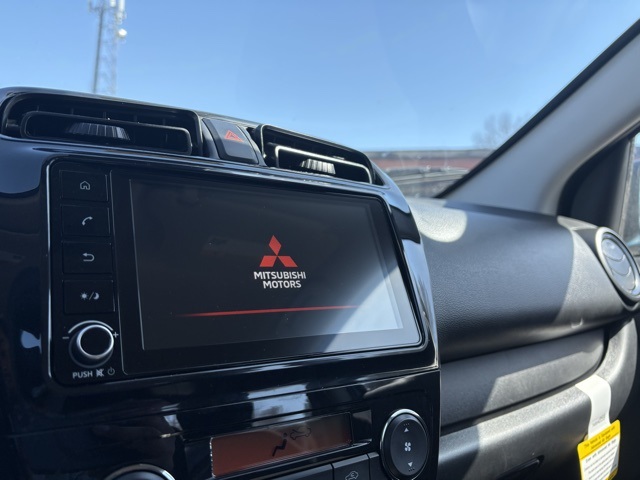 Vehicle image 27 of 31