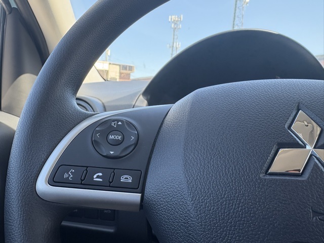 Vehicle image 19 of 31