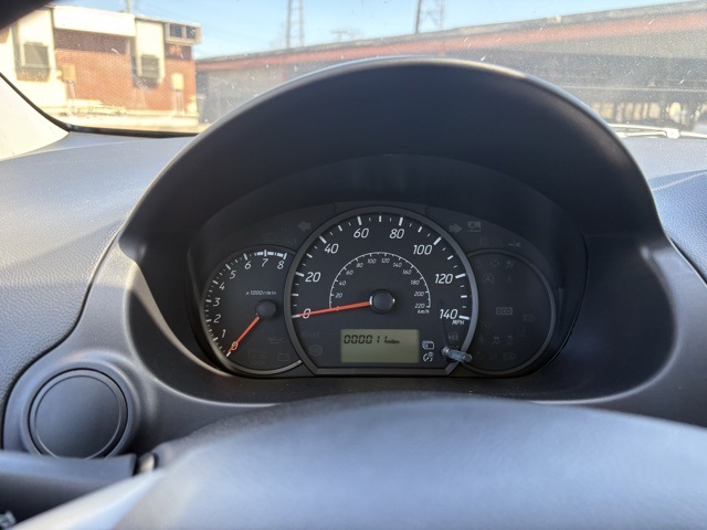 Vehicle image 18 of 31
